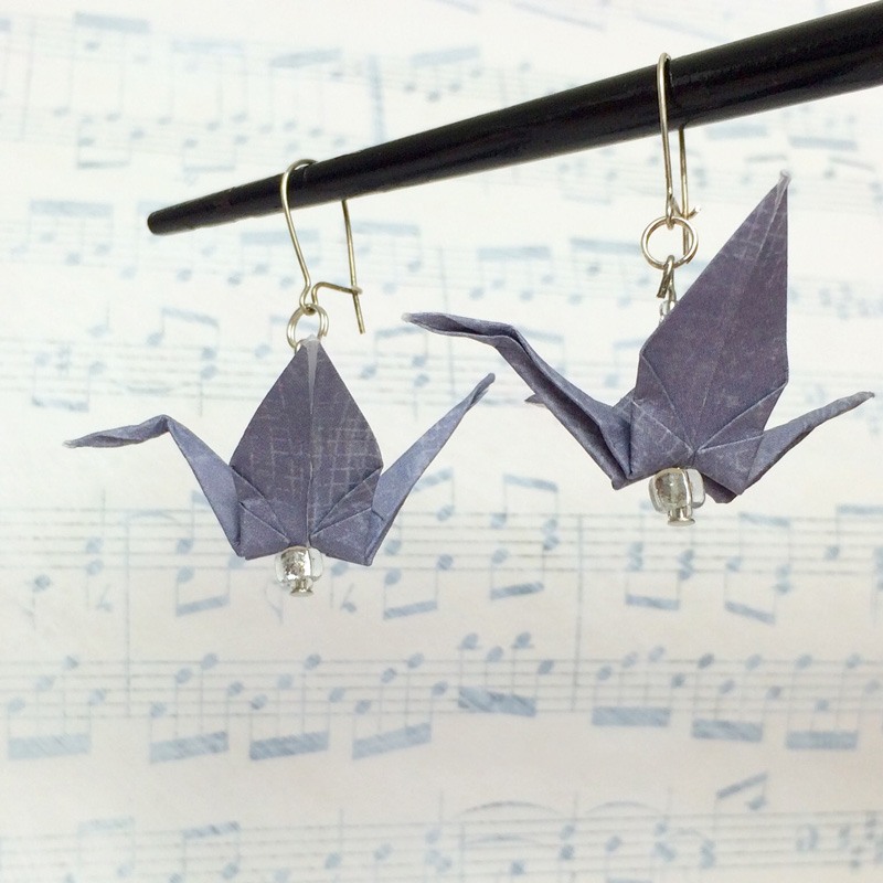 kinard_origami_crane_earrings_grey1